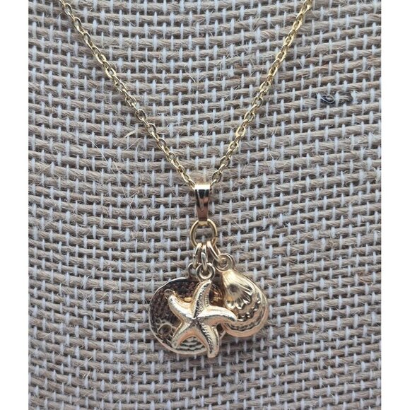 CUTE Gold Tone Pendant Necklace 18" Dainty Chain & 3 Charms Shells Sea Star - Picture 6 of 7